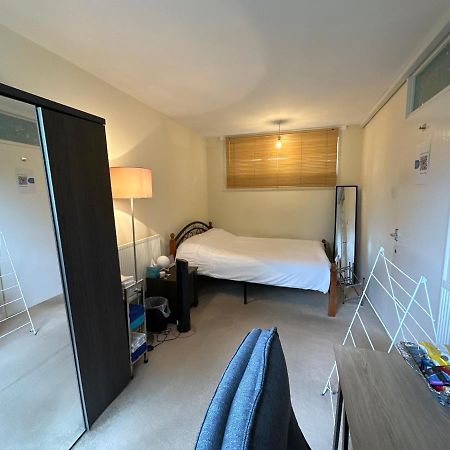Cozy Room In Shared Home Near Canary Wharf London Kültér fotó